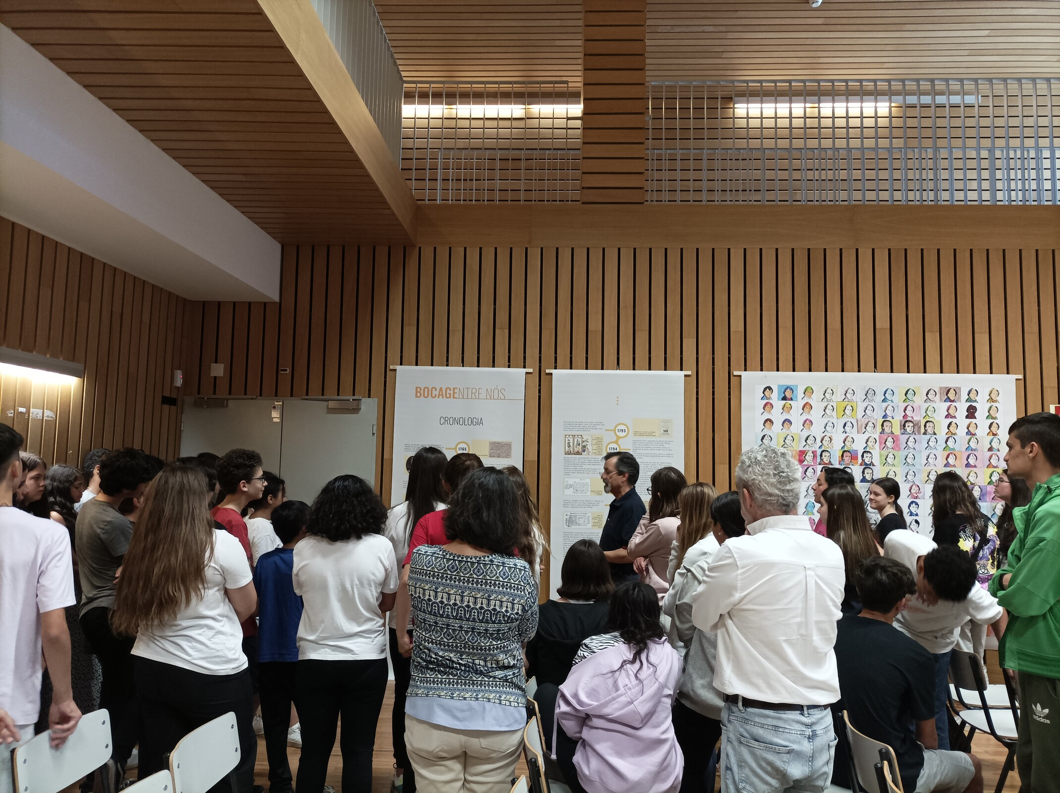 MAEDS integra programa de comemorações do 25 de abril promovido pela Escola Secundária D. João II