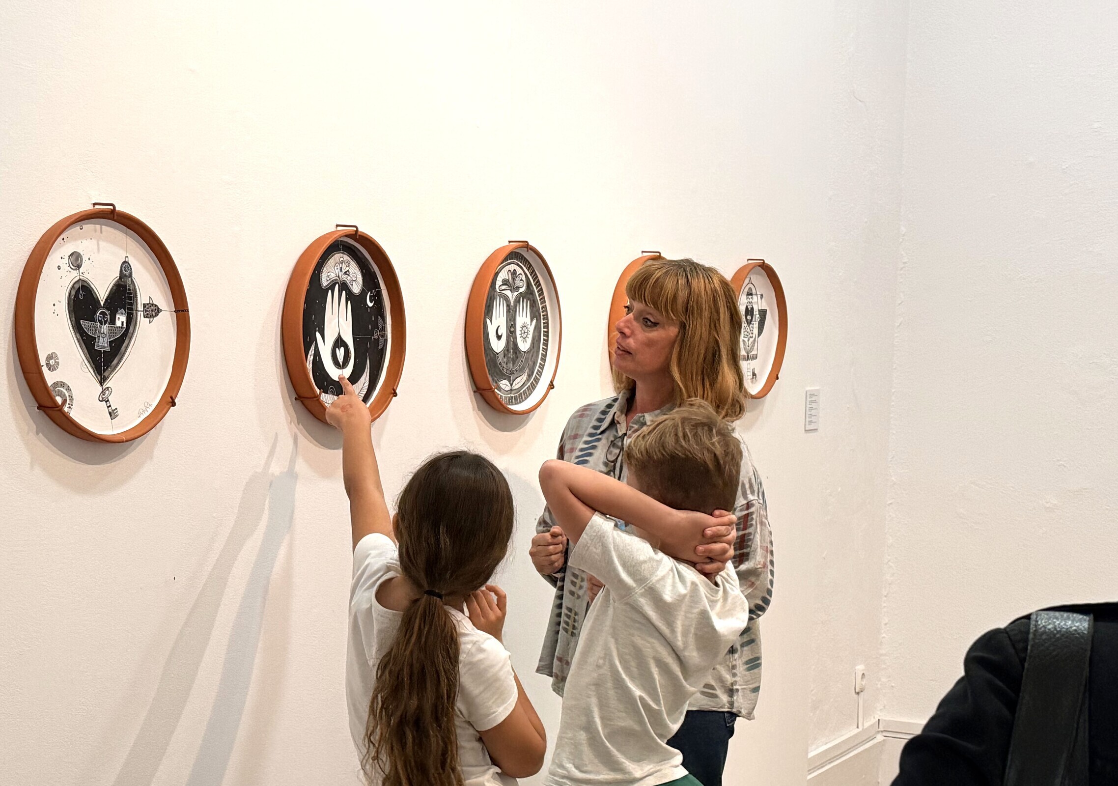 visitas às exposição permanentes e temporárias