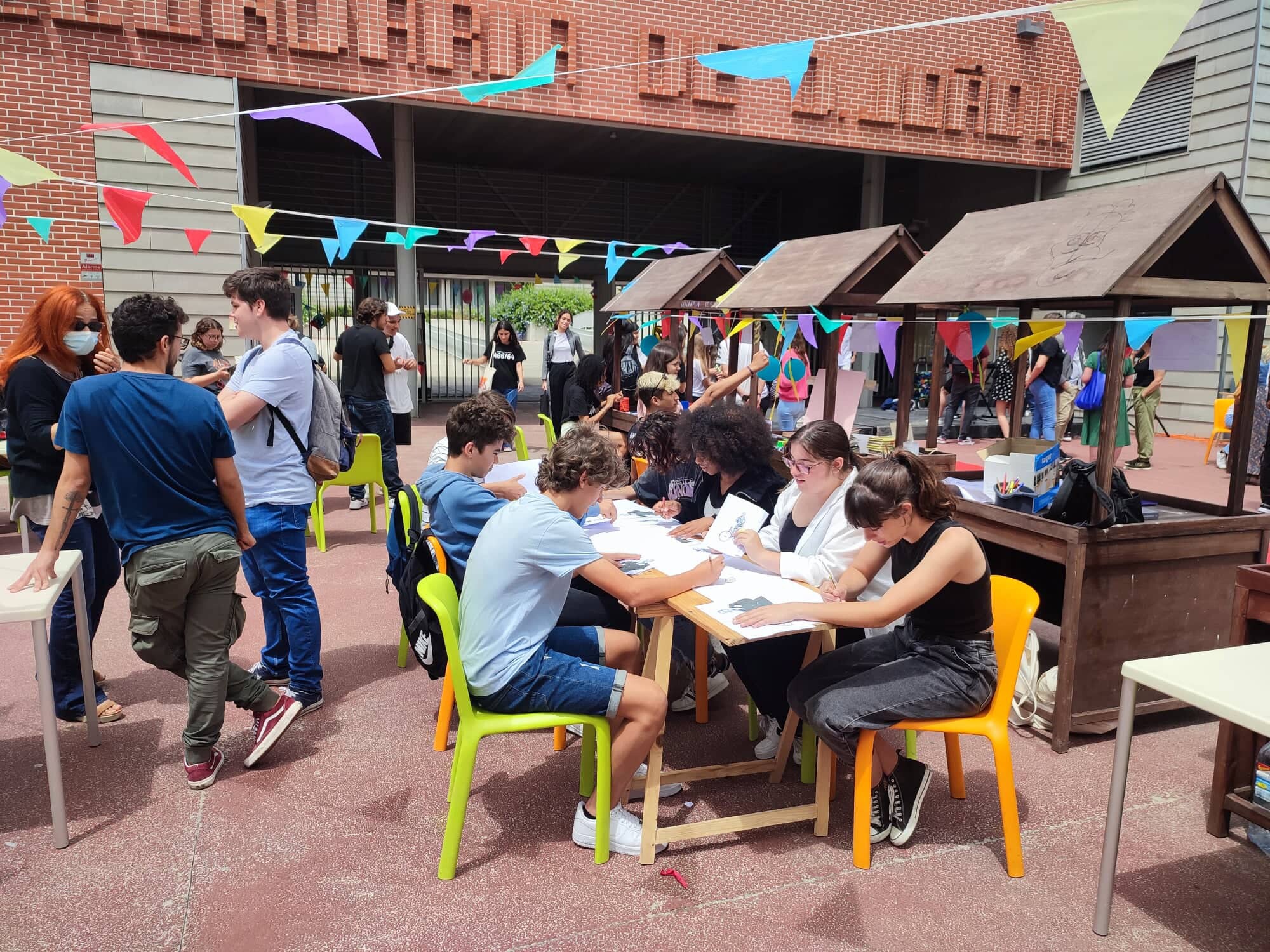 MAEDS em parceria com a Escola Seundária D. João II